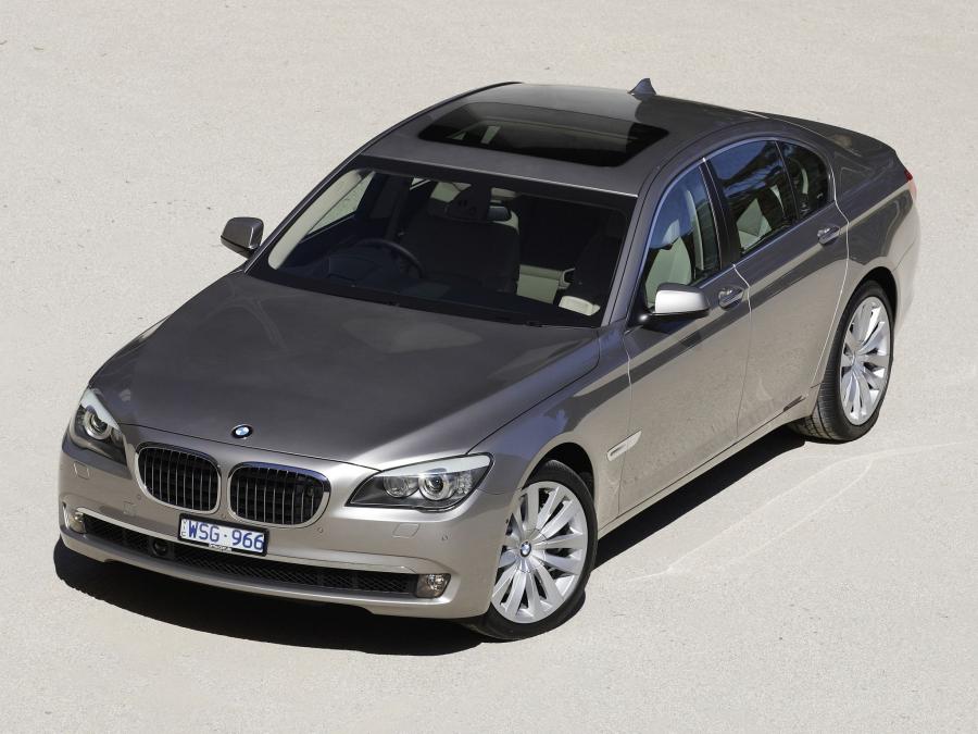  BMW 750i 2008 года  (AU) (фото 5 из 16)